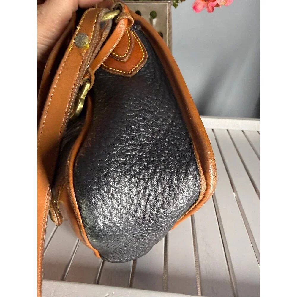 Dooney Bourke